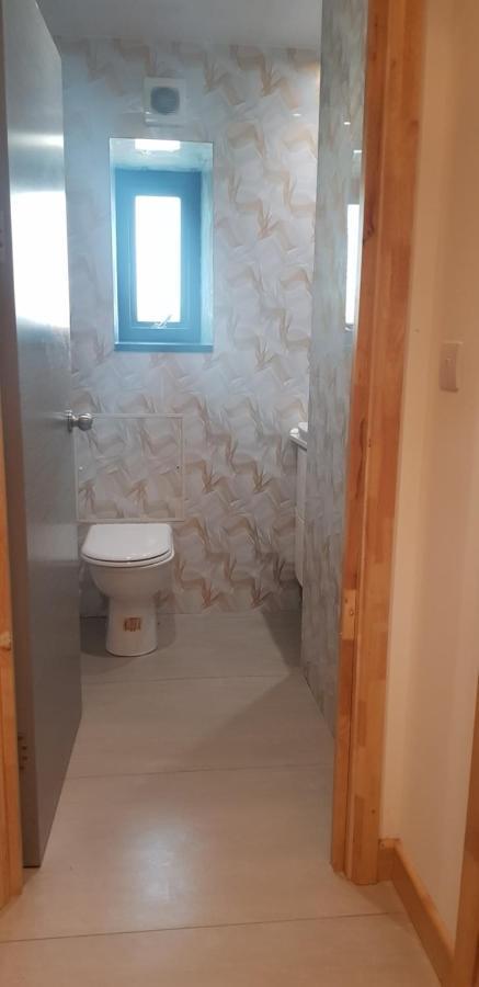 Jadwin Beautiful Room Share Toilet 2 People Londres Extérieur photo
