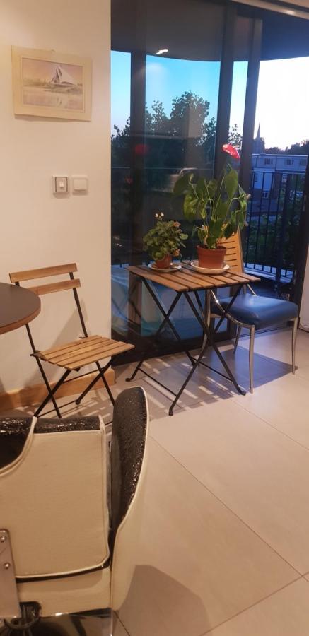 Jadwin Beautiful Room Share Toilet 2 People Londres Extérieur photo
